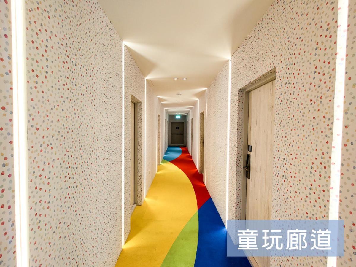 墾丁戀戀星辰湖畔莊園 星辰館 Hotel Longshui Bagian luar foto
