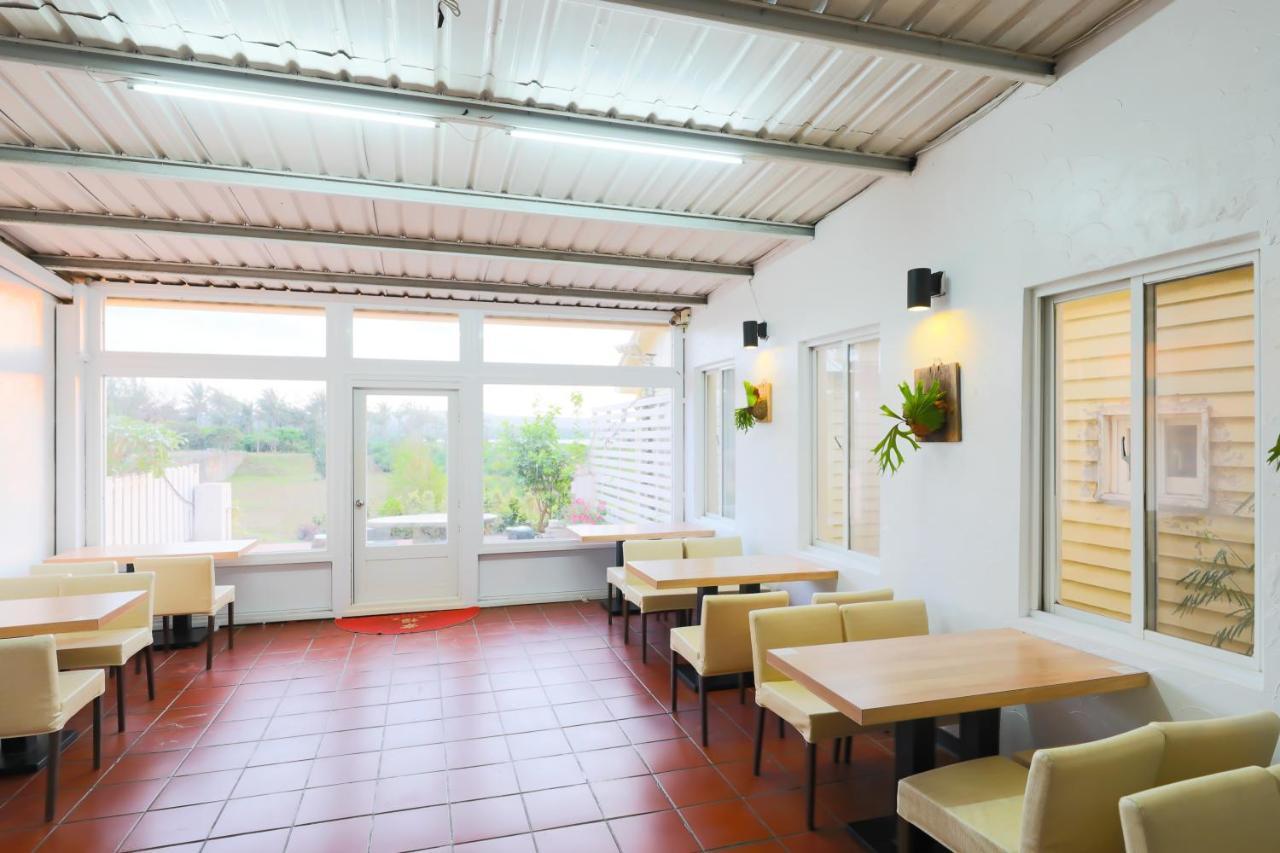 墾丁戀戀星辰湖畔莊園 星辰館 Hotel Longshui Bagian luar foto